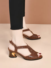 🔥🔥👠【Lichidare de stoc: 49% REDUCERE!!!】【Mărimi 35-40】Sandale de vară noi din piele naturală, cu vârful rotund și toc gros, scobit din interior, confortabile și versatile, cu toc mediu