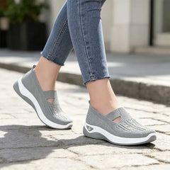 👟 Confort incredibil și ușurință la fiecare pas! Adibași de vară ultra-ușori și respirabili, cu talpă antiderapantă (Mărimi 35-41 / 5 Culori)! ✨