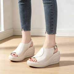 ✨ Sandale în stil italian, din piele naturală premium, cu talpă tip pană — elegante și confortabile