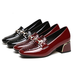 ✨【Cel mai vândut produs al magazinului】🔥 Pantofi eleganți din piele stil francez cu toc gros