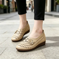 🌸 Confort absolut și stil retro! Mocasini de vară cu talpă moale și perforații decorative cu flori (Ultra-ușori / Respirabili / Mărimi 35-40)! ✨