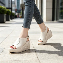 ✨ Sandale în stil italian, din piele naturală premium, cu talpă tip pană — elegante și confortabile
