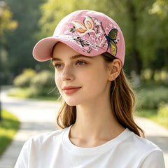 Accesoriul Perfect de Vară 2026 ✨ Șapcă Stil Coreean cu Broderie Fluturi și Paiete 🧢 Protecție Solară & Stil Inconfundabil ✨ Oferta Limitată: 【1+1 GRATIS】!
