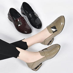 💖【Vânzări mari】💖Pantofi noi din piele franțuzească cu cataramă metalică și talpă moale