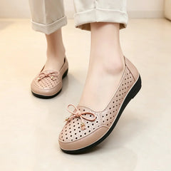 🥿 Pantofi Casual de Vară din Piele Naturală – Decupaje Respirabile, Talpă Ultra-Moale și Confort Maxim pentru Mame! 🌸