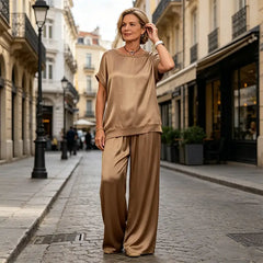 Set Premium din Satin cu Luciu Elegant – Rafinament și Confort într-o Croială Fluidă