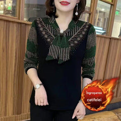 🎀🧶【Premiat】🍁Top tricotat modern cu decolteu tip fular, care flatează silueta