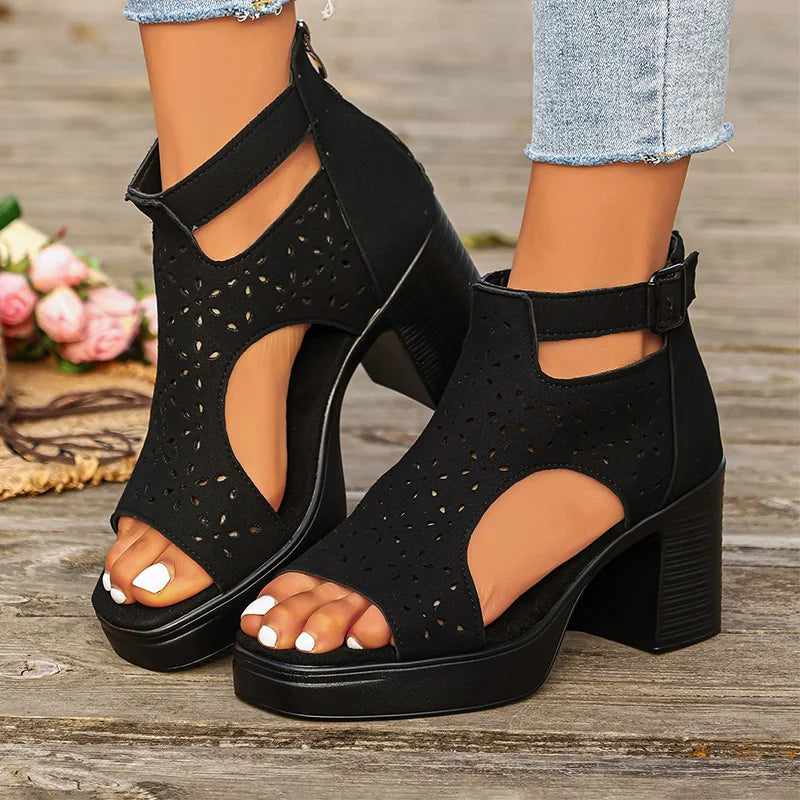 sandale romane cu toc înalt, stil fashion, decupaje elegante