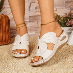 🦋Papuci moderni cu platformă și toc tip wedge, design 3D cu fluture elegant