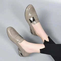 💖【Vânzări mari】💖Pantofi noi din piele franțuzească cu cataramă metalică și talpă moale