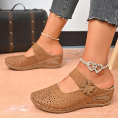 👡 Saboți Eleganți de Vară cu Decupaje Laser și Flori 3D – Piele Moale, Platformă Ușoară Anti-Șoc, 6 Culori, Mărimi Mari 36-43! 🌸☀️