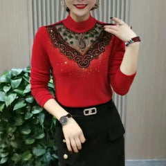 Bluză din dantelă cu mânecă lungă și strasuri, elegantă și subțiază silueta