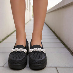 Pantofi cu platformă tip pană, în stil franțuzesc, cu perle și decupaje, în stil luxury