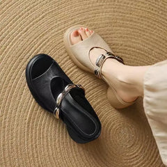 ✨Papuci cu Platformă din Piele pentru Femei | Sandale Saboți cu Accente Metalice Elegante, Talpă Moale Anti-Durere și Suport Ergonomic
