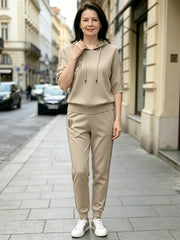 Trening de Damă Confortabil cu Glugă și Buzunare – Set Casual Perfect pentru Timp Liber