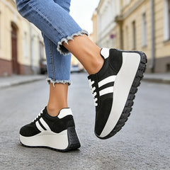 CADOU: 5 Perechi de Șosete la Orice Comandă! Pantofi Sport cu Platformă – Stil și Confort Maxim!