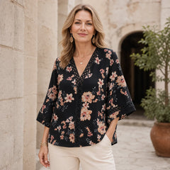 Bluză Elegantă de Damă cu Imprimeu Floral și Inserții de Dantelă, Decolteu în V Modern, Mâneci 3/4 Stil Boho, Cămașă Casual Chic