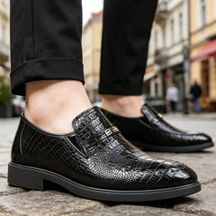Pantofi eleganți din piele cu textură crocodil, talpă moale – stil premium și modern