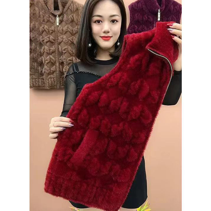 Vestă călduroasă din fleece tip nurcă, care combină stilul și căldura