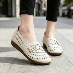 🌸 Confort absolut și stil retro! Mocasini de vară cu talpă moale și perforații decorative cu flori (Ultra-ușori / Respirabili / Mărimi 35-40)! ✨