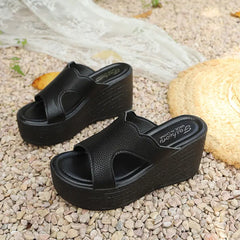 👡【+9 cm înălțime】Papuci eleganți și la modă, cu platformă groasă și talpă tip pană