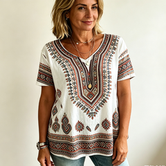 【Colecția Vacanță 2026】Tricou de Damă Lejer cu Imprimeu Bohemian și Etnic, Bluză de Vară cu Decolteu în V, Croială Oversize (6 Culori, Mărimi S-5XL) ✨