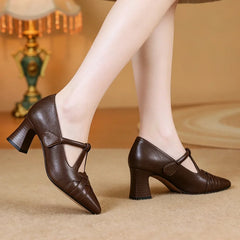 Tocuri înalte cu vârful ascuțit din piele naturală: elegante și confortabile, potrivite pentru purtare zilnică, înălțimea tocului 6 cm, mărimile 35-40.