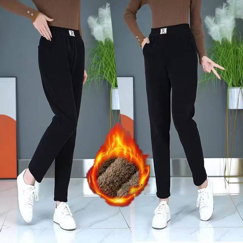 【Recomandat!】 Pantaloni groși, confortabili din catifea reiată, cu căptușeală fleece pentru iarnă