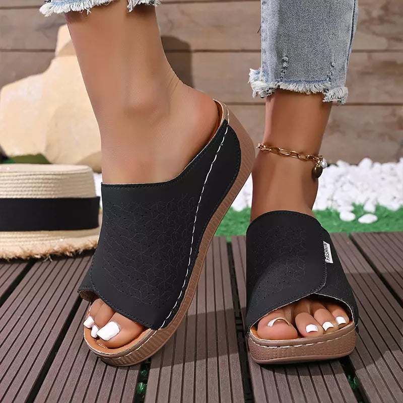 Papuci Elegante cu Platformă și Decupaje Laser – Stabilitate Maximă, Mers Ușor și Fără Durere! 👡✨